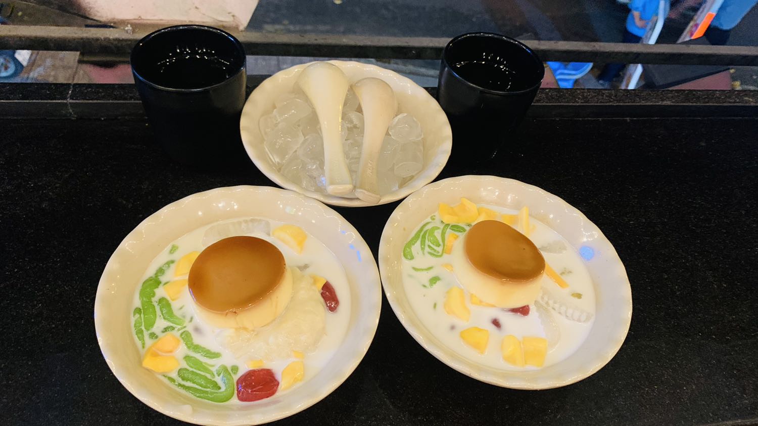 Sản phẩm tốt trong tầm giá, tôi hài lòng sau khi mua hàng. Giao hàng nhanh và đóng gói cẩn thận. Tôi chia sẻ thêm hình ảnh cho mọi người tham khảo khi mua hàng nhé. Tôi sẽ mua lại lần nữa của shop nếu cần thêm.