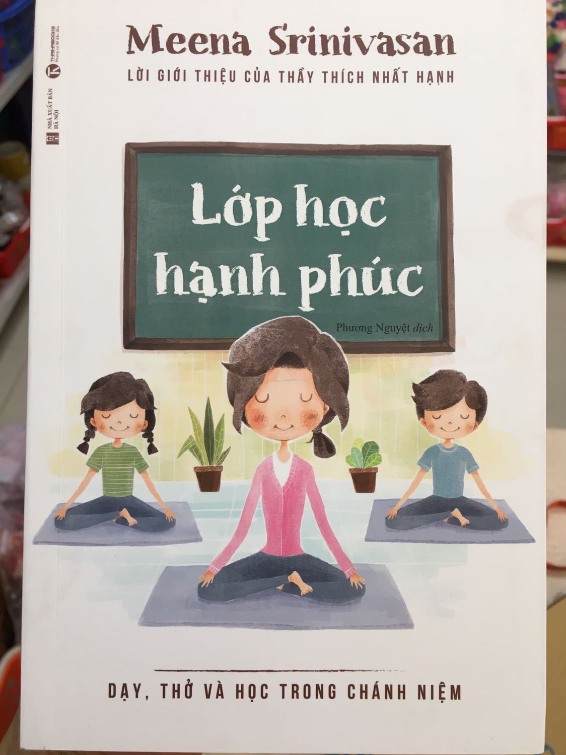 Bìa sách gập nếp, sách đã qua sử dụng, bìa sách nhiều vết bẩn, sách không được bọc, chất giấy xấu.