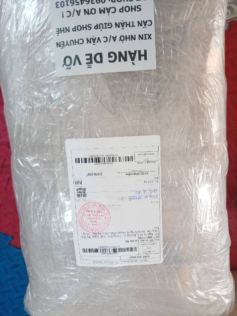 Máy in 420B cổng Usb + lan in được cả máy tính và điện thoại nhé các bác. Shop hỗ trợ cài đặt driver máy in. Cài ip cho máy in. Mình in được cả máy tính và điện thoại luôn nè. Mua máy còn kèm tặng cả dây mạng nữa nè. Shop quá có tâm luôn. 
Đủ giấy bán hàng và bảo hành. Cho shop 5* nha. 
Cảm ơn shop nhiều luôn nha
Đóng hàng siêu cẩn thận. Bọc nhiều xốp. Làm tui bóc ra cũng ngại. Kaka.