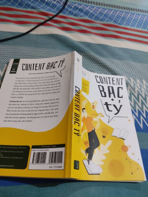 Rất chính xác và vượt ngoài mong đợi ! Đây là quyển sách trình bày rất hiện thực cho Content viết trên các nền tảng Online ! Không hề bị vấn đề kiến thức Outdated như những quyển sách trước đó mình đọc ! Xoá luôn những cách hiểu sai phổ biến của dân content Amature, mới vào nghề, trong đó từng là mình gặp