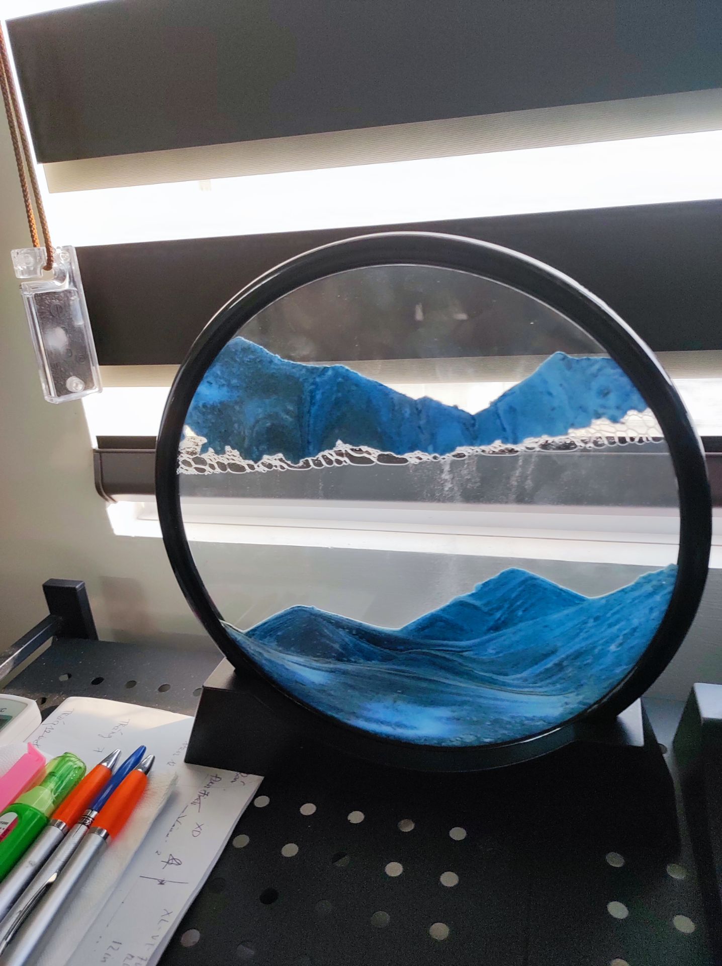 công nhận là đẹp thật. đáng tiền bỏ ra mua, giờ mình có thể ngồi ngắm tranh cát cả giờ được