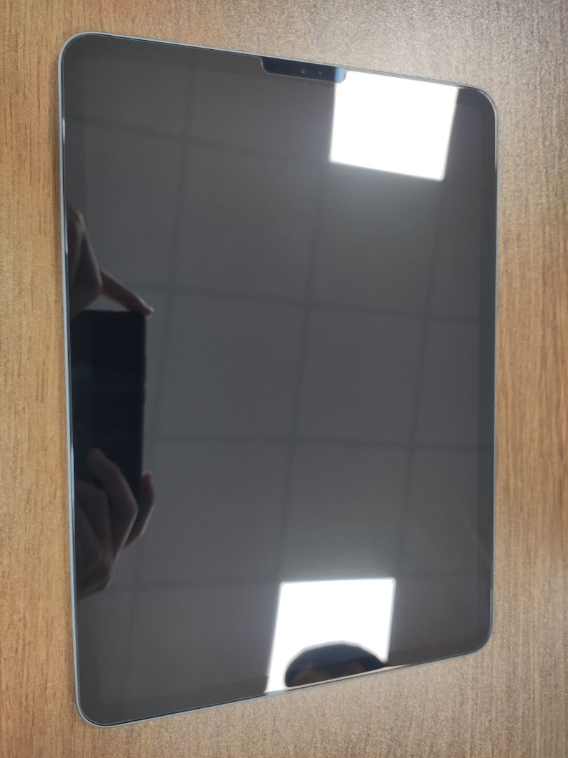 màn mượt. giao hàng nhanh. đến sớm hơn 1 ngày so với dự kiến.