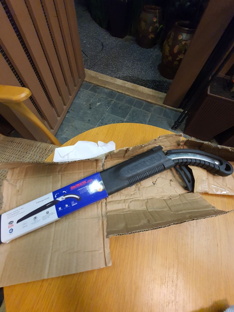 Đặt cưa Top mà giao Barkers. Yêu cầu trả hoặc đổi hàng