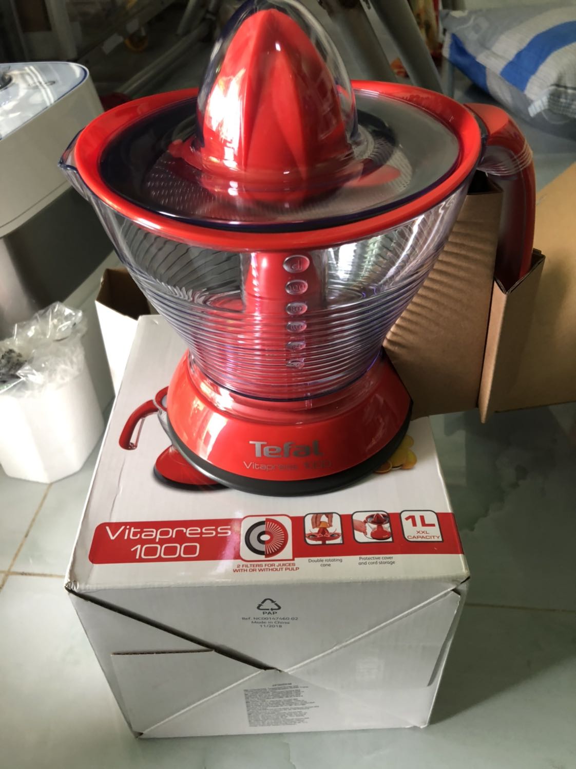 Nồi đẹp nấu cơm ngon . Mềm cơm mà không bị nát . Chống dính tốt . Nắp hơi hở mà khắc phục dc . Vào đây có video khắc phục https://youtube.com/channel/UCrRm10Bm40-XiDdCgQSVZ1Q . Nồi nấu đọng nước hơi nhiều 😀😀