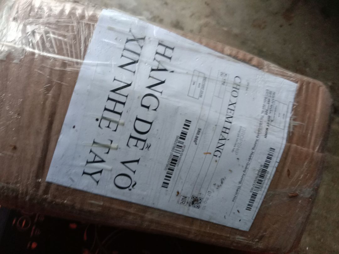 Giao cho mình một cái bếp bể mặt . mình muốn đổi cái khác