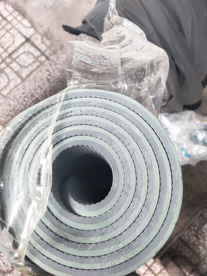 sản phẩm tốt trong tầm giá, có điều hàng hơi cũ có xây xướt