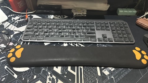 Bàn phím xịn chất lượng, gõ cực êm và dễ chịu luôn ah