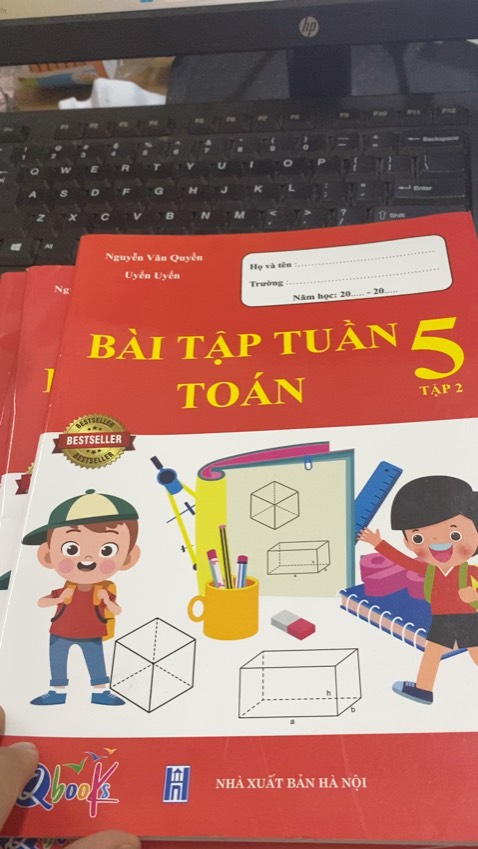 Sách in lại
Không phải sách của nhà xuất bản
Mình có chụp cho mn xem bản mình có sẵn của nxb và bản mình đặt