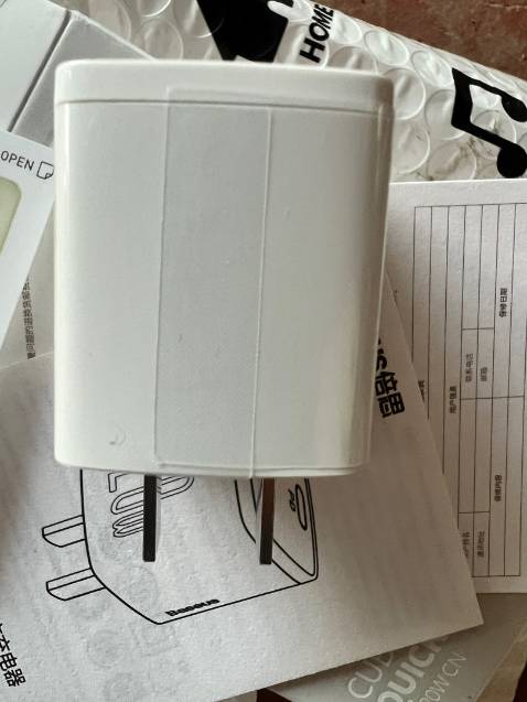 Vận chuyển hơi lâu nhưng thấy shop đóng gói và nhìn sản phẩm cũng khá ok nên vẫn đánh giá tốt cho shop