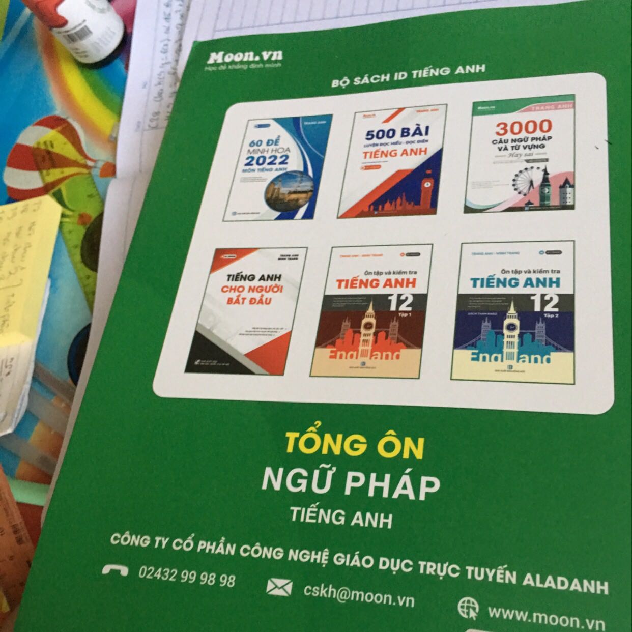 Sp tốt lắm, đóng gói cẩn thận, khoá học có hạn đến đầu năm 2024, nên mua nha, phù hợp cho những bạn có lượng tự vựng nhất định nha, mn nên học từ vựng để học sách oke hơn, video bài giảng cực kì dễ hiểu nha, phù hợp cho bạn ôn tập lại nhé, có gốc 1 xíu sẽ oke hơn nè, mất gốc cũng oke tại vì có bài dạng có các dạng bài để ta có thể cập nhật kiến thức ạ
