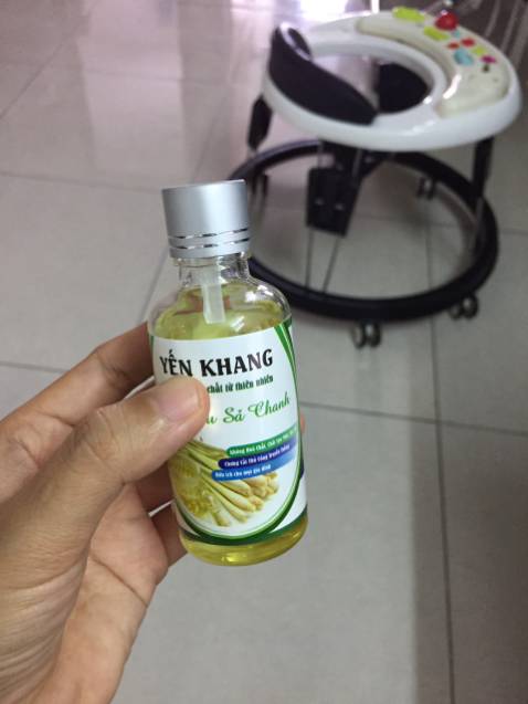 thơm lắm, hàng chuẩn nguyên chất, xong phòng ngát hương gia đình mình ai cũng thích muỗi xả chanh.