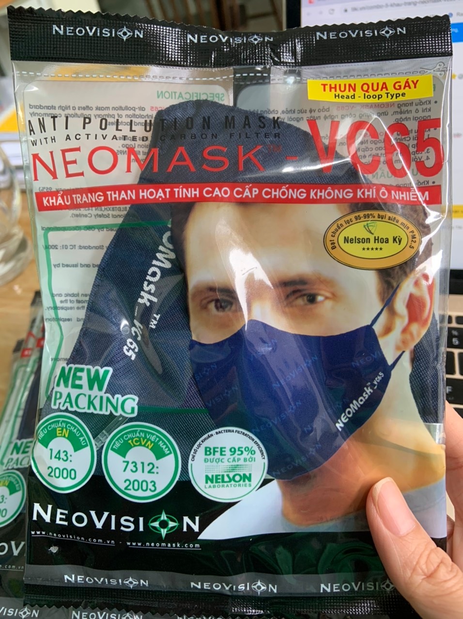 Sản phẩm đã nhận 100% giống như hình, rất sắc nét. Có in chữ/ logo NeoVision trên vải như hình thật (vì sản phẩm này rất nhiều hàng giả). Chất lượng khẩu trang NeoMask/NeoVision thì khỏi phải bàn - Số 1 ở Việt Nam.