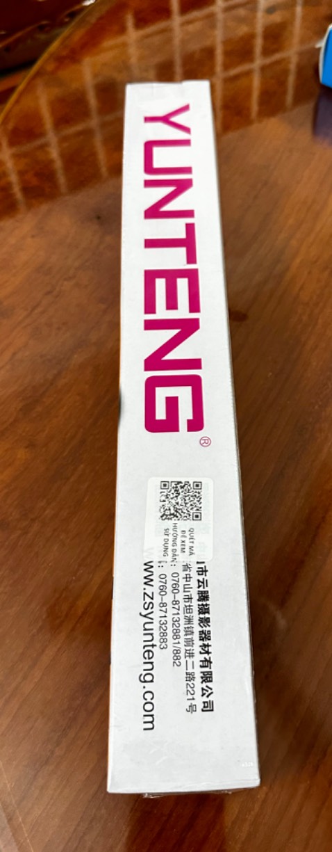 Chắc chắn, đầy đủ phụ kiện remote để chụp hình! Bao bì đóng gói đẹp!