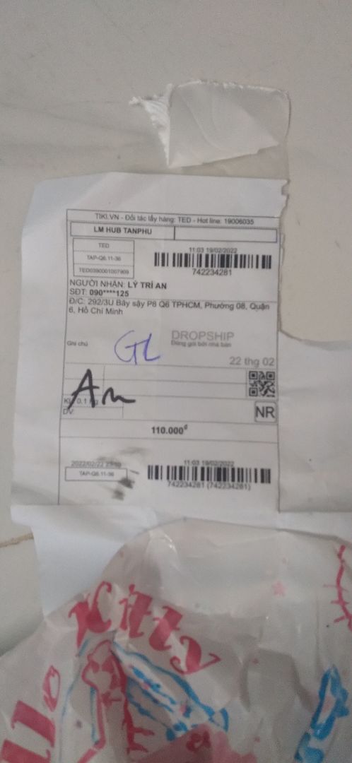 lấy hàng lôn rồi ko vừa đổi lại dùm lấy ko đúng ipad 4 rồi shop ơi