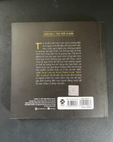 Sách nhỏ, ít trang nhiều hình minh hoạ nên mình thấy giá hơi cao. Nội dung giống phong cách viết blog, phù hợp với người làm trong lĩnh vực nghệ thuật, marketing hơn.