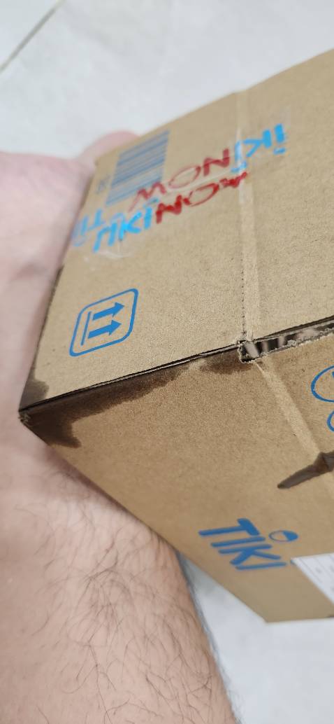 Đóng gói ko kỹ, kê chai không đủ chặt, bể hết chai, ko dùng dc. Chưa liên hệ dc đơn vị bán hàng