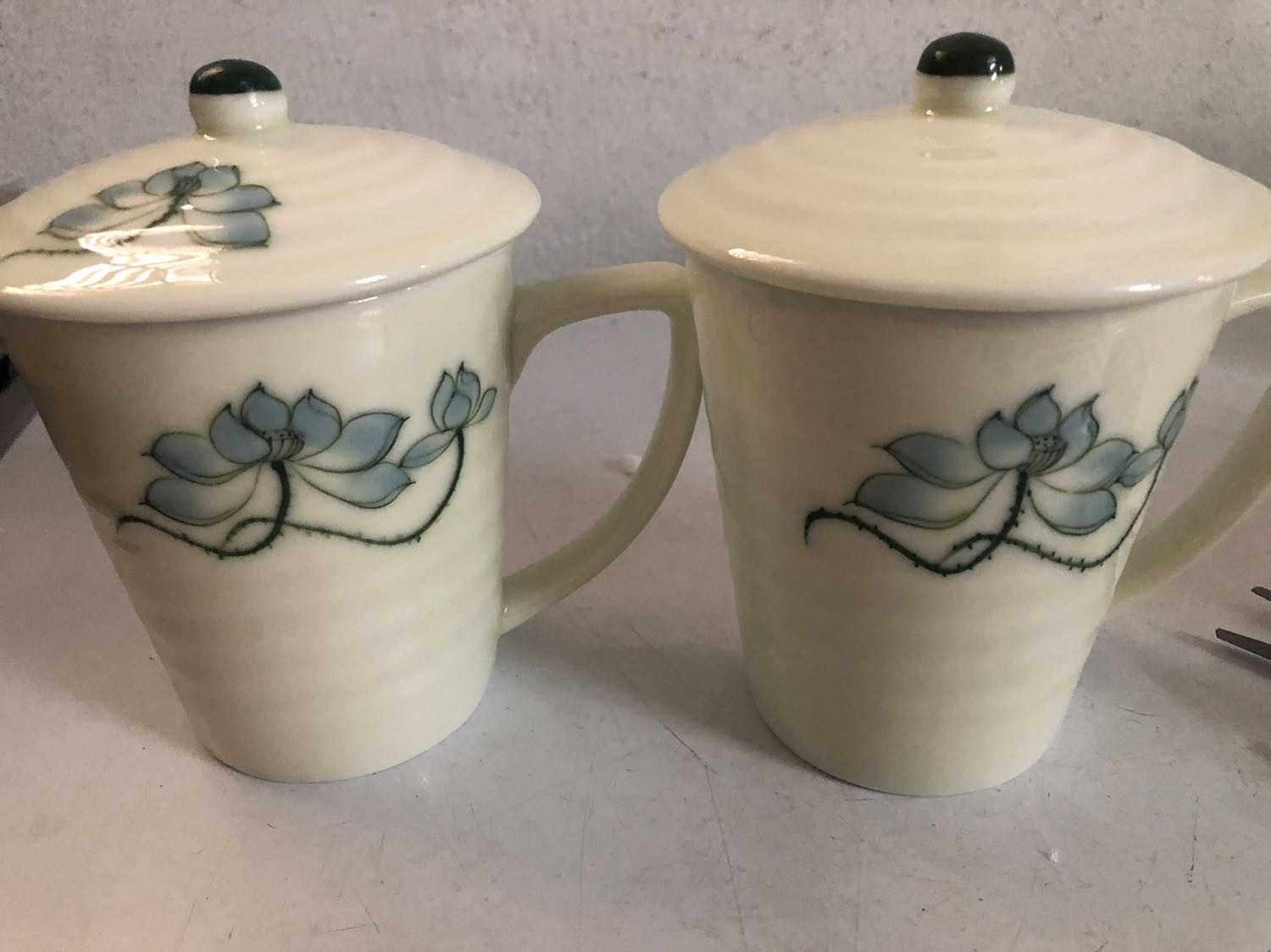 Giao hàng không đúng như ảnh!! Tôi muốn đổi lại hoàn hoàn tiền.