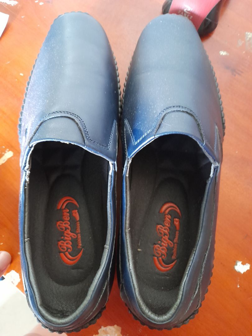 sản phẩm ok, tuy nhiên màu không giống hình lắm.