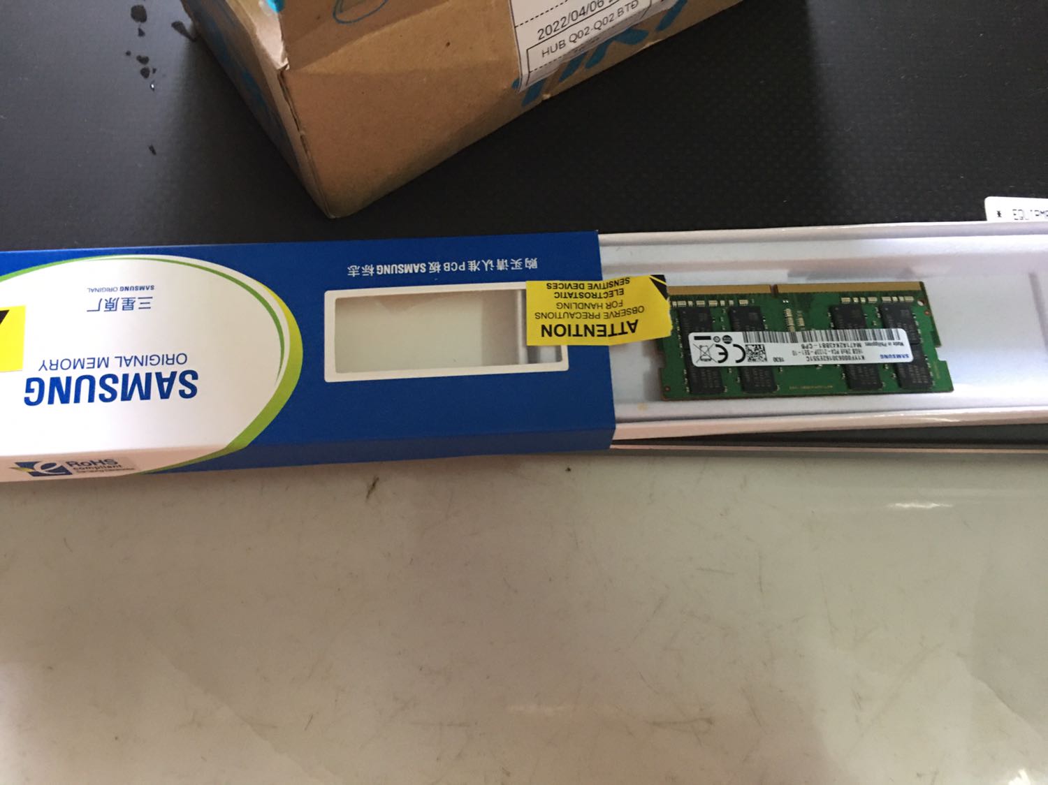 đúng hàng,đóng gói kĩ thanks nhà cung cấp,có tiki tiện thật!đồ điện tử nên cần thêm thời gian