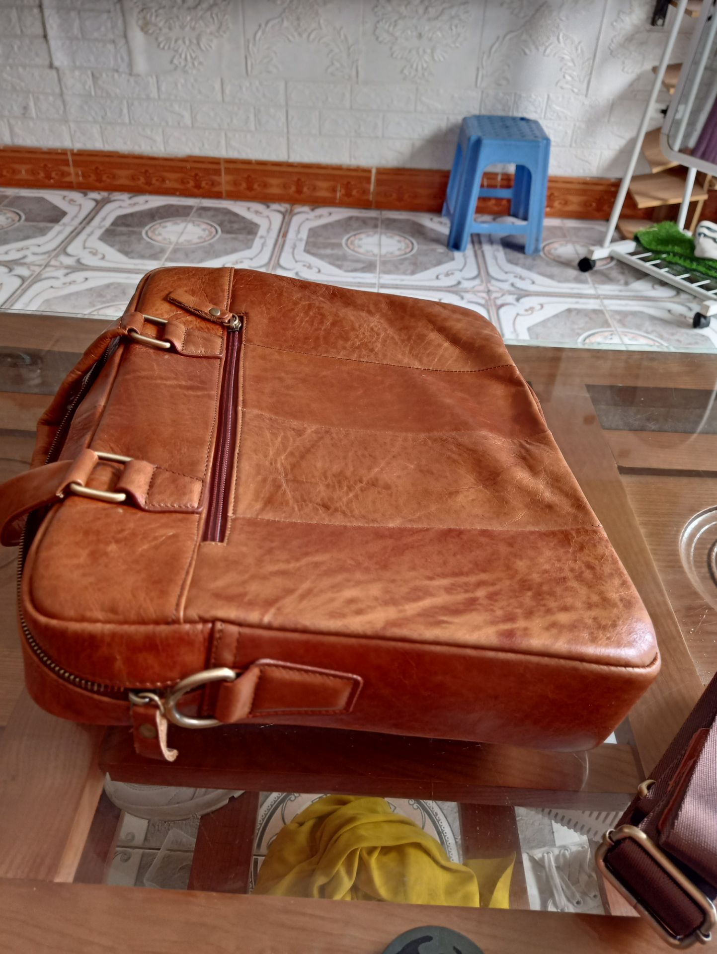 người nghèo nên mua. sử dụng được 10 năm mỗi năm 100k. hàng đẹp, giao nhanh, chất lượng tốt