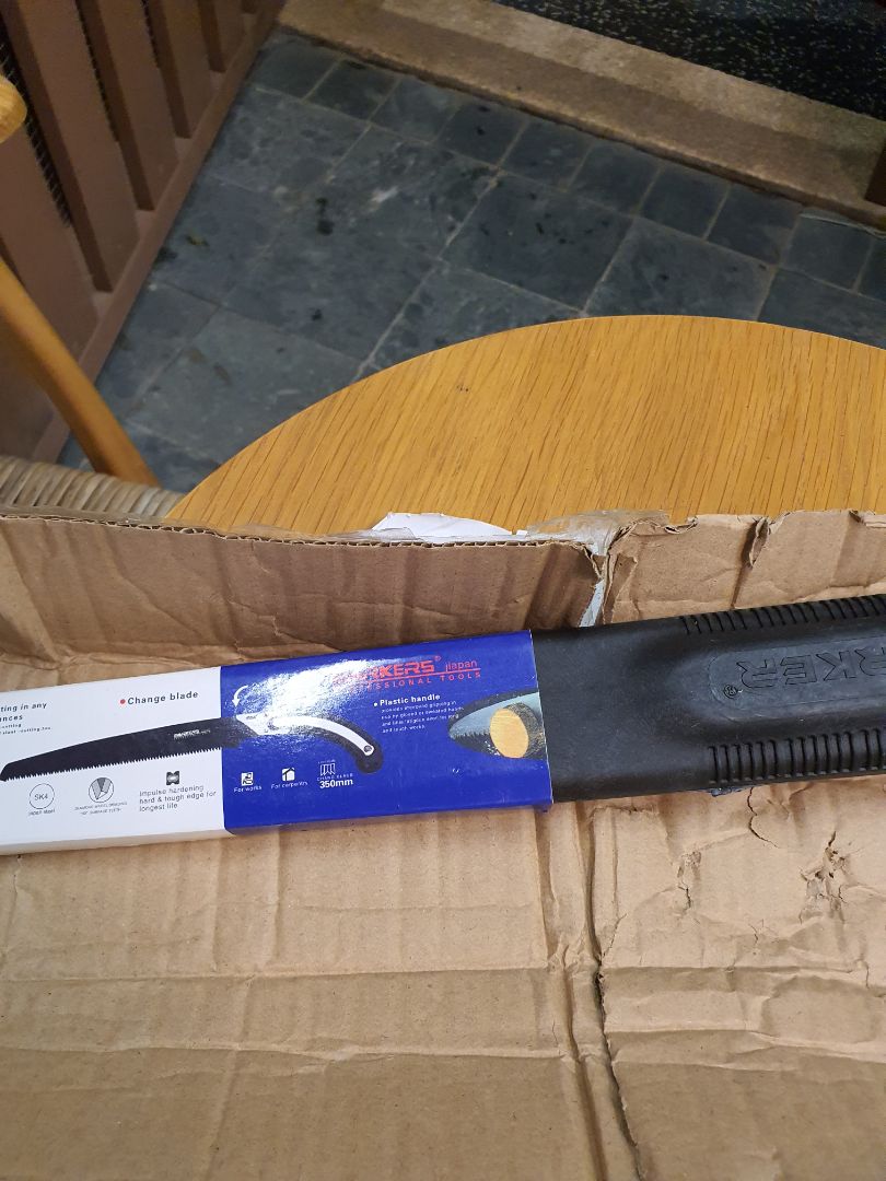 Đặt cưa Top mà giao Barkers. Yêu cầu trả hoặc đổi hàng