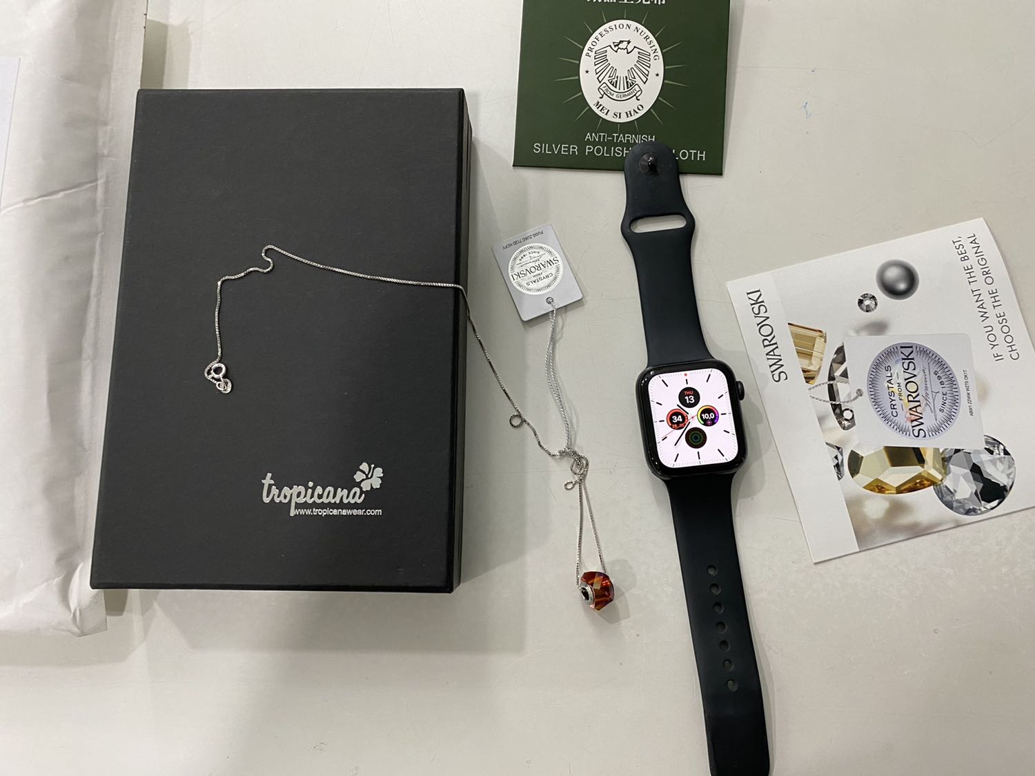 Dây đẹp , nhưng hơi mảnh nên chỉ sợ dễ đứt thôi !