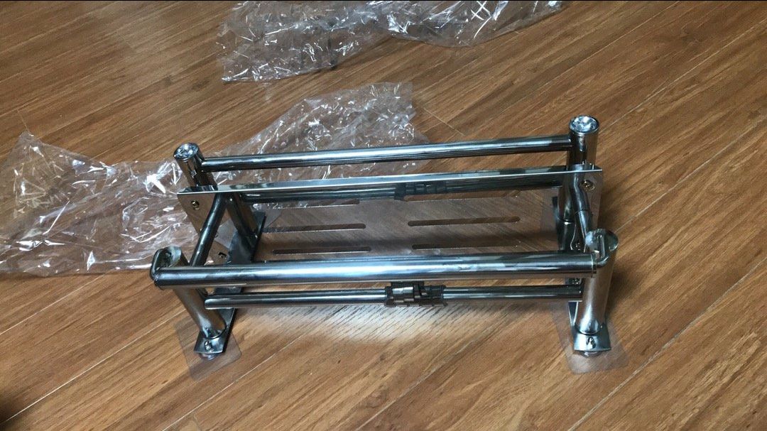 kệ chuẩn inox đã thử với nam châm không dính
kệ inox ống rất chắc chắn đóng gói cẩn thận
đầy đủ phụ kiện dán tường và khoan tường
phù hợp nhà gạch men không cần khoan tường. 
mình mua 2 cái cho 2 phòng wc rất ưng gọn gàng găn lắp. nhìn nhà tắm sang chảnh hẳn