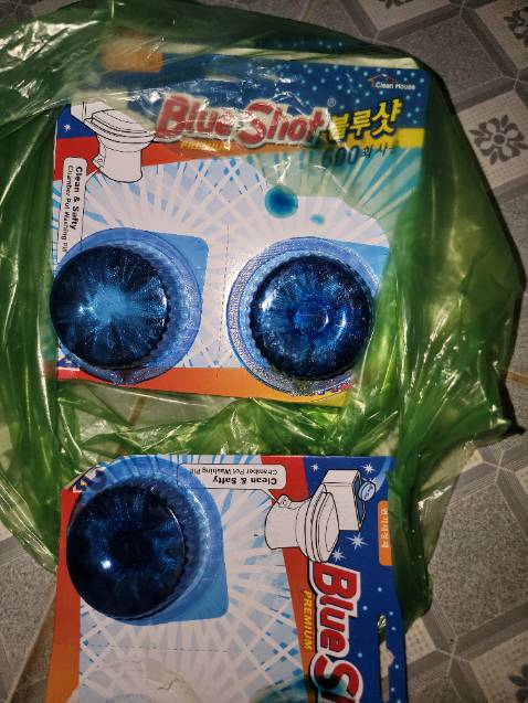 Nước xanh, xả mấy ngày rồi thấy vẫn còn xanh, có được 600 lần xả như QC không thì chưa rõ