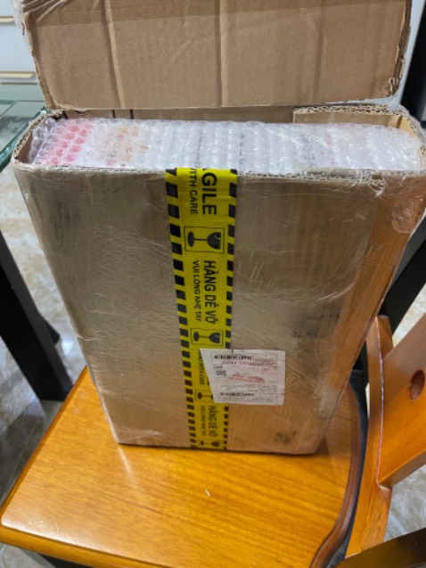 Hàng đóng gói cẩn thận, *** tốt, đúng hàng của hãng Điện Quang 👍 10 điểm 
Đã mua ủng hộ 2 cái của shop 👍
Shop rất uy tín , khách hàng sẽ ủng hộ dài dài khi cần 🎉👍