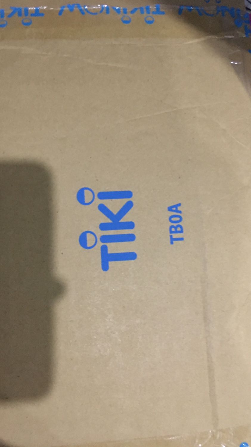 Đóng gói chắc chắn, giao hàng nhiệt tình, sách đẹp, nói chung là hài lòng.