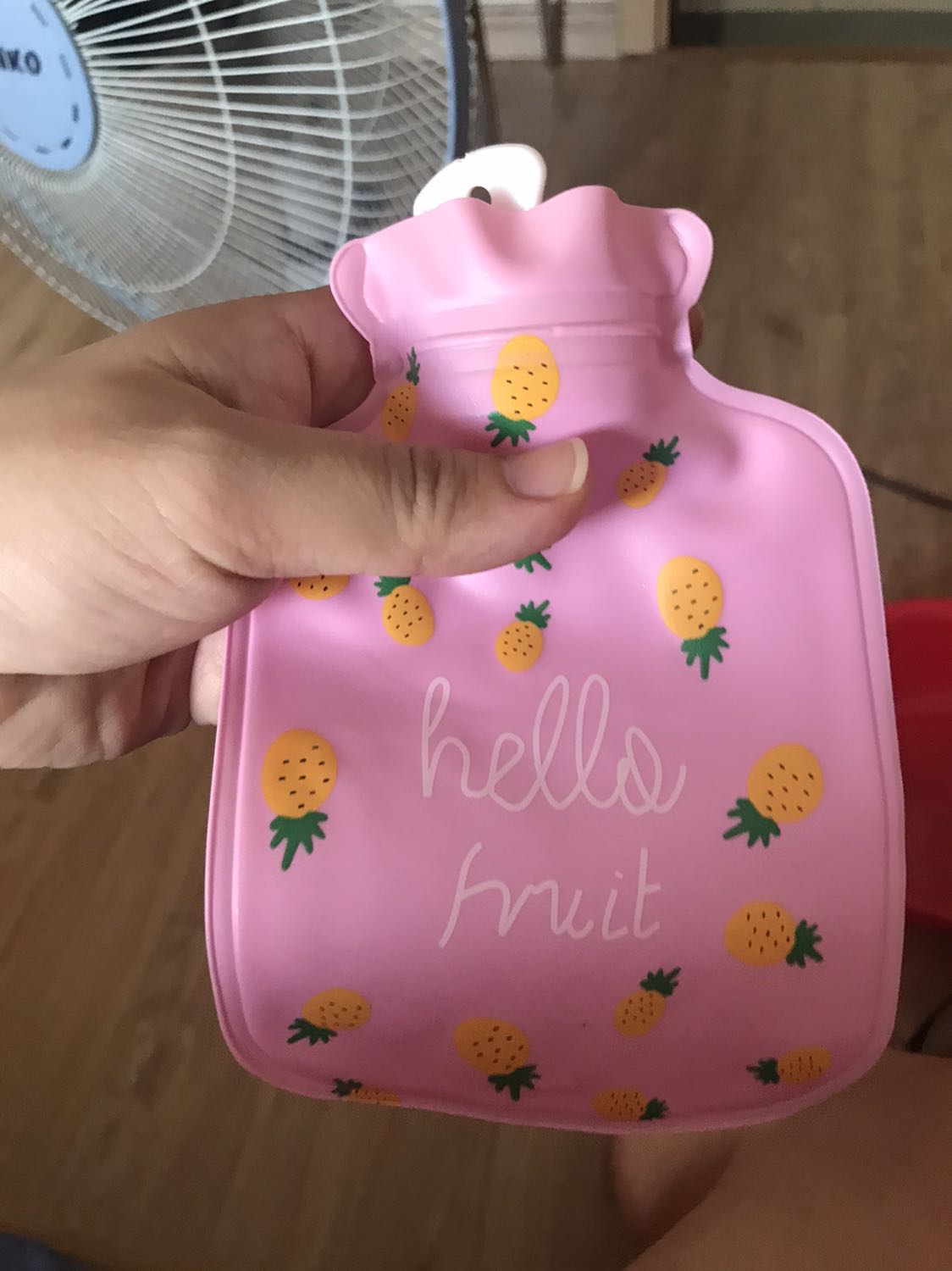 Giao hàng nhanh cực
Đúng màu mình thích lun
Mà mình ngĩ túi này dùng lạnh hiệu quả hơn nè