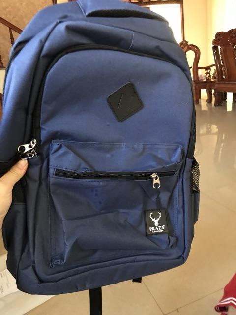 Cặp này săn sale giá tốt. Cặp bao to, đựng được đủ thứ. Chất liệu và đường may chắc chắn. Mà có thể hợp với các bạn nam hơn. Shop đóng gói đẹp, bên giao hàng giao nhanh. Cảm ơn shop nhiều nha.