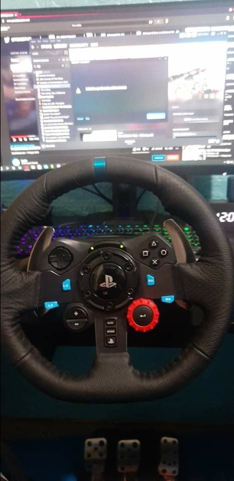 Sản phẩm mới fullbox, đẹp, chắc chắn, đã mua kèm cần số trải nghiệm rất tốt.