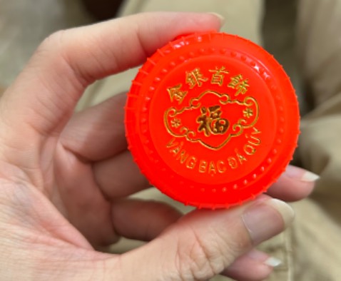 - Giao hàng nhanh, đúng sản phẩm
- Bạc hơi nhỏ, phù hợp với giá khuyến mại (368.000₫), giá gốc (499.000₫)