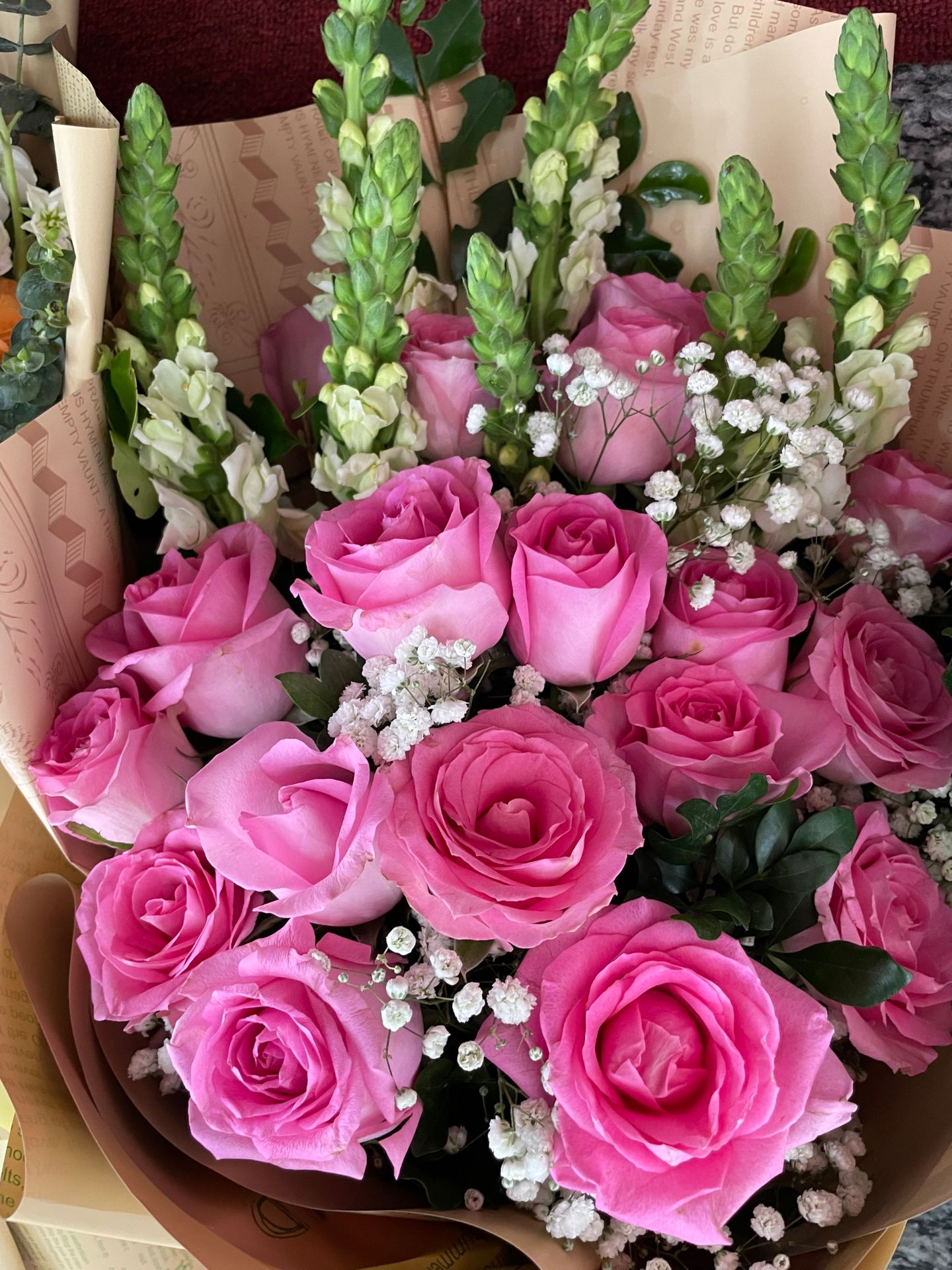 Giao hàng nhanh, túi ngủ dày dặn bông ko dc đều lắm cơ mà cái túi hơi xấu.made in china...nằm văn phòng kín ấm ..so vs shoppe thì thấy giá cũng rẻ hơn Giao hàng nhanh, túi ngủ dày dặn bông ko dc đều lắm cơ mà cái túi hơi xấu.made in china...nằm văn phòng kín ấm ..so vs shoppe thì thấy giá cũng rẻ hơn