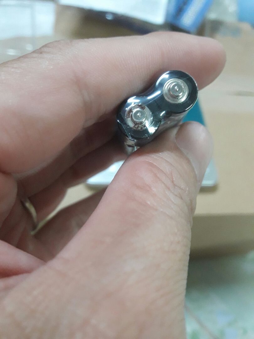 Sản phẩm OK, nhưng hai viên pin để lâu bị rỉ sét hỏng không dùng được shop nên bỏ luôn, đừng giao cho khách phản cảm.
Mong shop phục vụ ngày càng tốt hơn. Sản phẩm OK, nhưng hai viên pin để lâu bị rỉ sét hỏng không dùng được shop nên bỏ luôn, đừng giao cho khách phản cảm.
Mong shop phục vụ ngày càng tốt hơn.