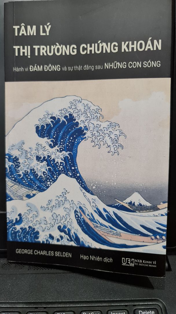Sản phẩm chất lượng, đóng gói cẩn thận, giao hàng nhanh.

Nội dung sách giúp nhà đầu tư kiểm soát được tâm lý tốt hơn.