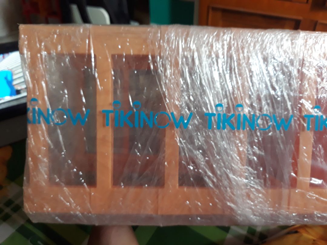 giao hàng nhanh..tủ chất lượng và đủ số, mẫu mã dễ thương..giao ko bị vỡ tủ rất nguyên vẹn.. tủ bé bé xinh xinh.. cũng đựng dc khá là nhiều đồ....giá thành mua lúc giảm còn 64k nên cũng rẻ.cảm ơn shop giao hàng nhanh..tủ chất lượng và đủ số, mẫu mã dễ thương..giao ko bị vỡ tủ rất nguyên vẹn.. tủ bé bé xinh xinh.. cũng đựng dc khá là nhiều đồ....giá thành mua lúc giảm còn 64k nên cũng rẻ.cảm ơn shop