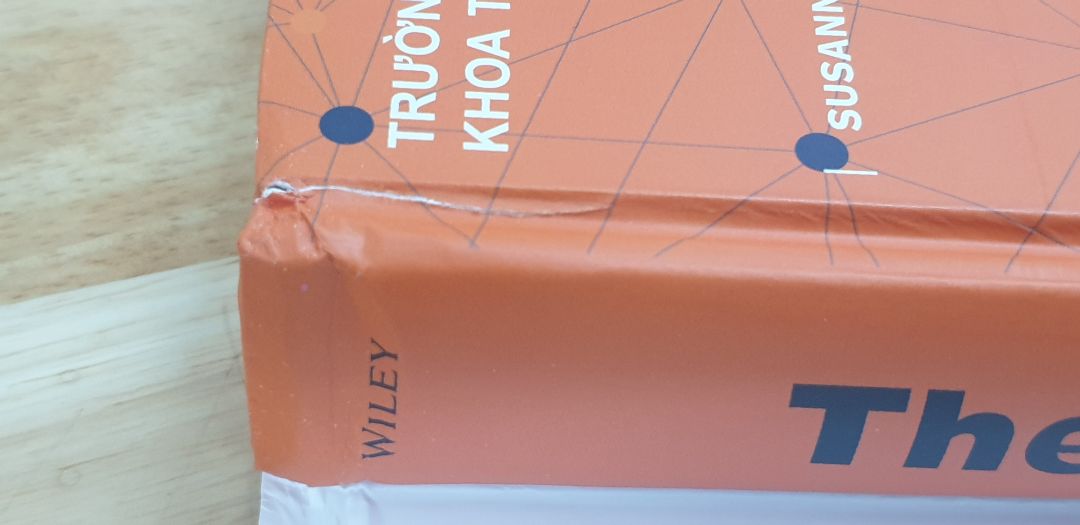 chất lượng in, giấy tốt, giao đúng hẹn, chỉ có điều chất lượng sách nhận đc bị lỗi.