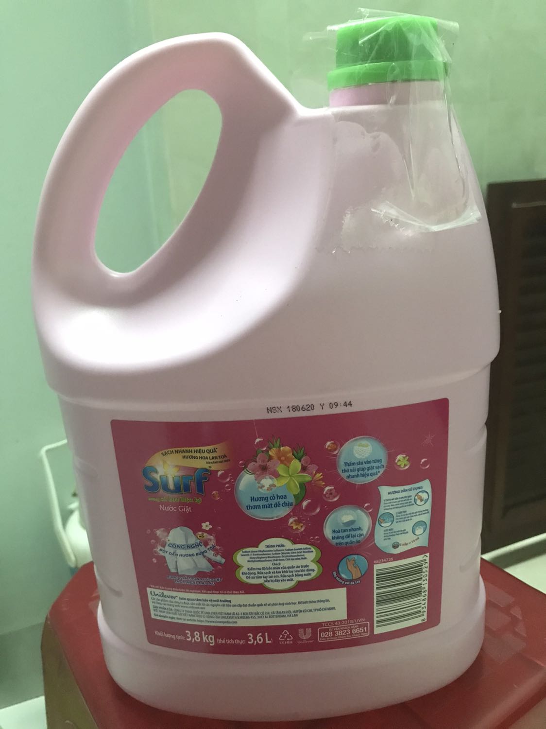 Đã nhận được hàng, shop đóng gói cẩn thận. Nước giặt thơm mình thích mùi này.