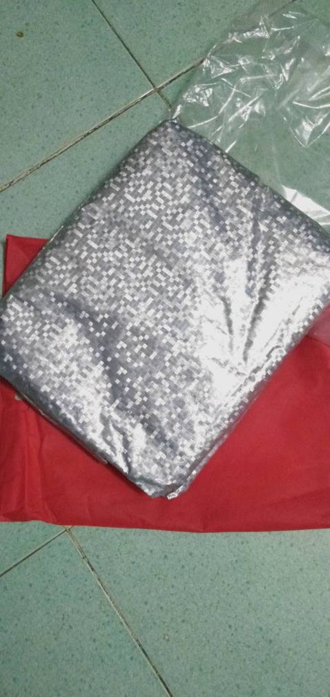 Hàng giao rraast là đúng vơi ảnh nhé . Đẹp lắm . Sẽ ủng hộ thẻm nữa
Sản phẩm đẹp như trên ảnh, đóng gói sản phẩm tốt, shop phục vụ tốt, rất đáng tiền
MÀu phản quang nên cũng không làm nóng xe, để ngoài trời ổn, hay là do mùa đông nên cũng ko vấn đề mấy nhỉ?? vấn đề trước mắt như thế là thấy ok rồi, đợi thgian xem sao nữa sẽ có phản hồi cho quý vị nha! hahaaaaaaaa