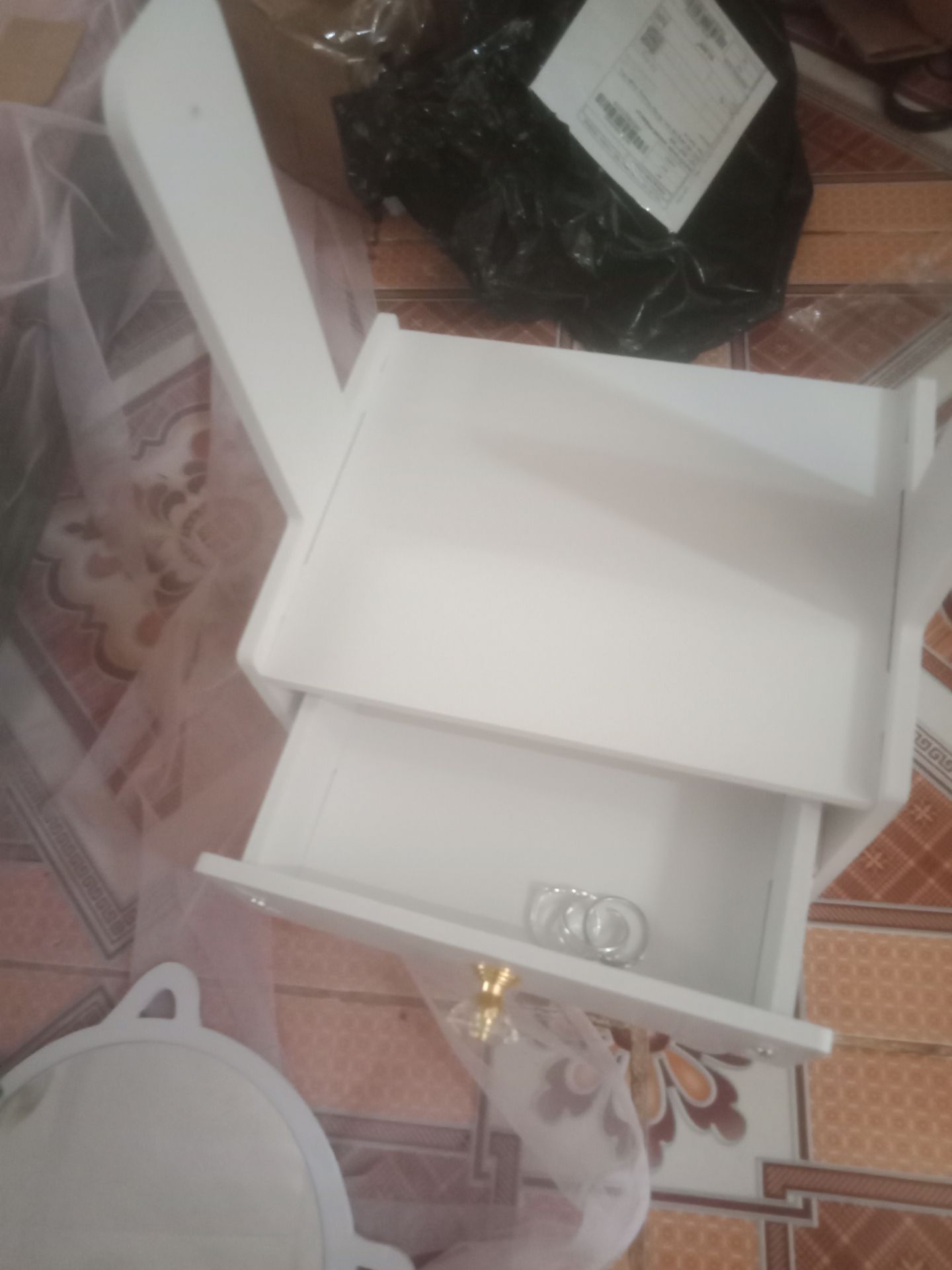 mình vẫn không biết để gương như thế nào mong shop phản hồi