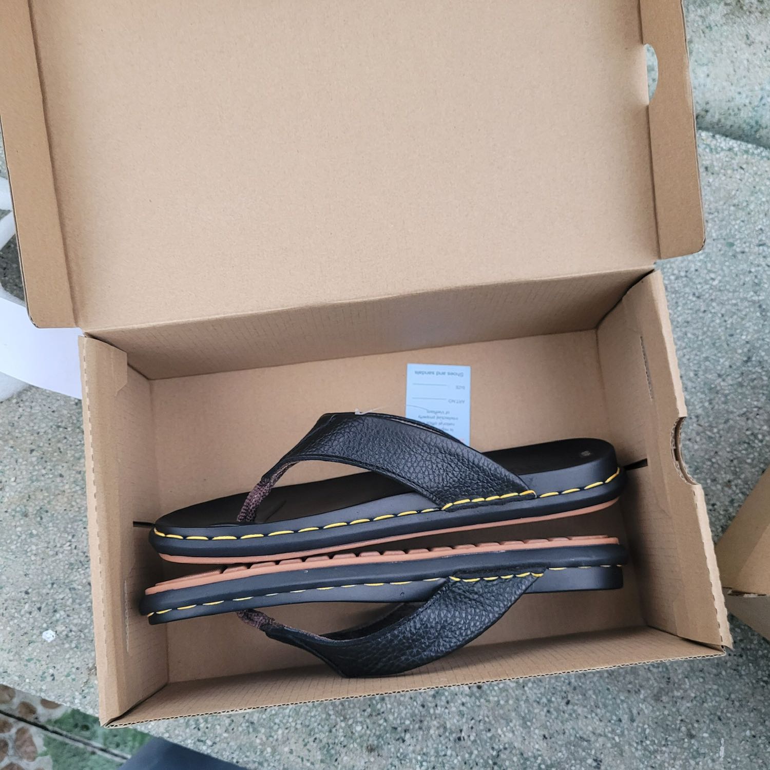 Ủng hộ shop lần 3 rất hài lòng, hàng đẹp, chất lượng, giá cả hợp lý