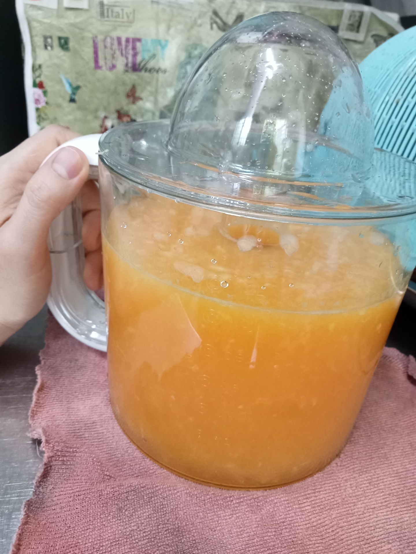 máy rất đẹp. chạy máy êm. giao hàng nhanh. mua được giá giảm quá tốt. máy lắp ráp 2 tâng rất tiện lợi. hài lòng ❣️