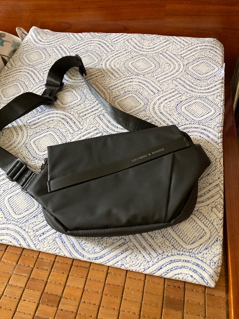 Thiết kế đẹp , chất liệu tốt giao hàng sớm hơn dự kiến.