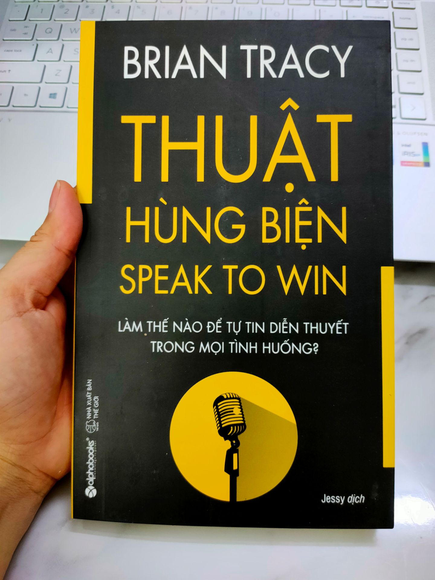 sách mới, đóng gói kỹ , giao hàng nhanh, rất hài lòng 👍