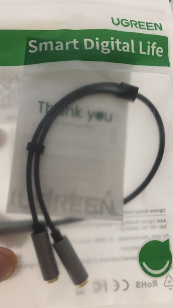 Hàng UGreen luôn tốt với mình, nhất là chất liệu cao su bọc dây. Mình mua trên Tiki Trading nên được xử lý gói hàng cẩn thận. Sẽ mua UGreen và Tiki Trading tiếp.