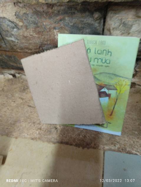 Rất thích cách đóng gói bảo vệ môi trường, giảm thiểu nilon của tiki. Nên dù nhận sách có bị móp méo gãy góc gì mình cũng chẳng phiền. Nội dung sách thì khỏi phải bàn rồi.