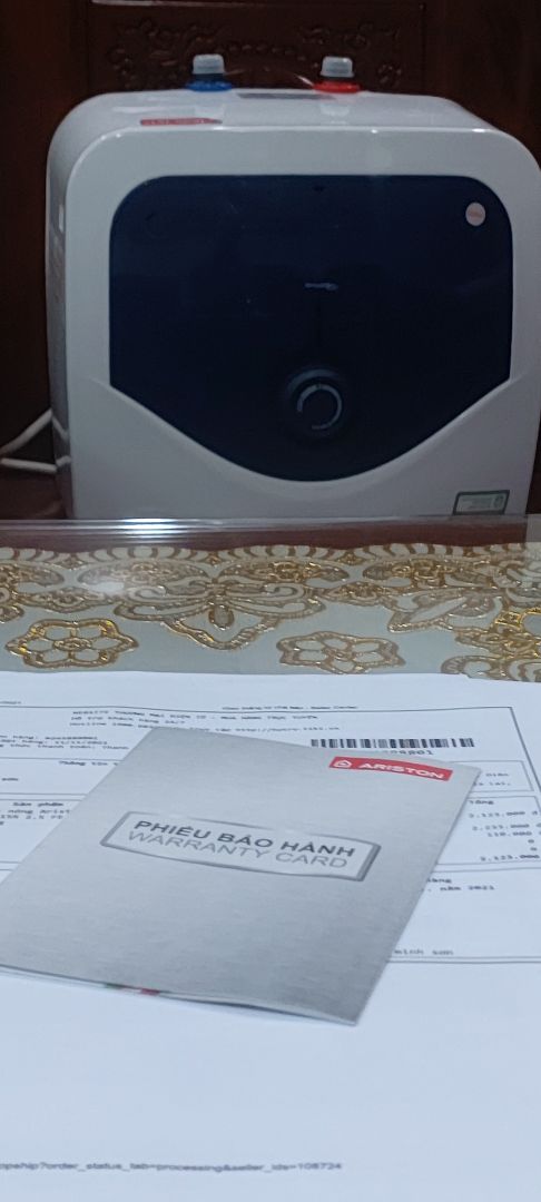 Mua giá giảm còn 2.123.000. Máy đẹp,sang chảnh.Shop tận tình, chu đáo, đóng hàng cẩn thận,gửi nhanh, máy kèm đầy đủ phụ kiện Tất cả đều ổn, nóng nhanh. giữ nhiệt tốt . Ngon lành cành đào. Cảm ơn shop dễ thương !