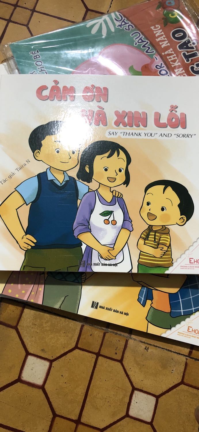 sách đẹp có song ngữ tiếng anh rất hay. bé nhà mình dc tập các bộ ehon trước nay rất háo hức.